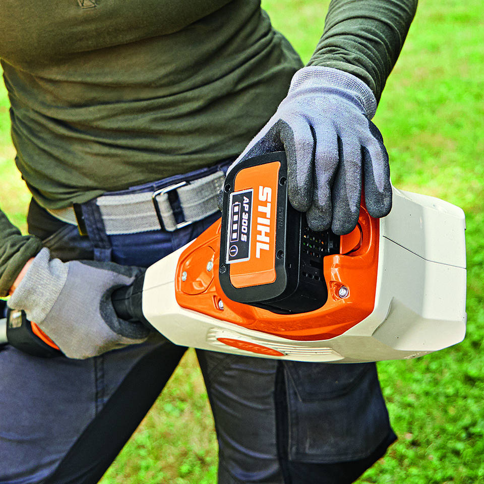 STIHL KMA 135 R PRO Cordless Battery Combi Engine STIHL