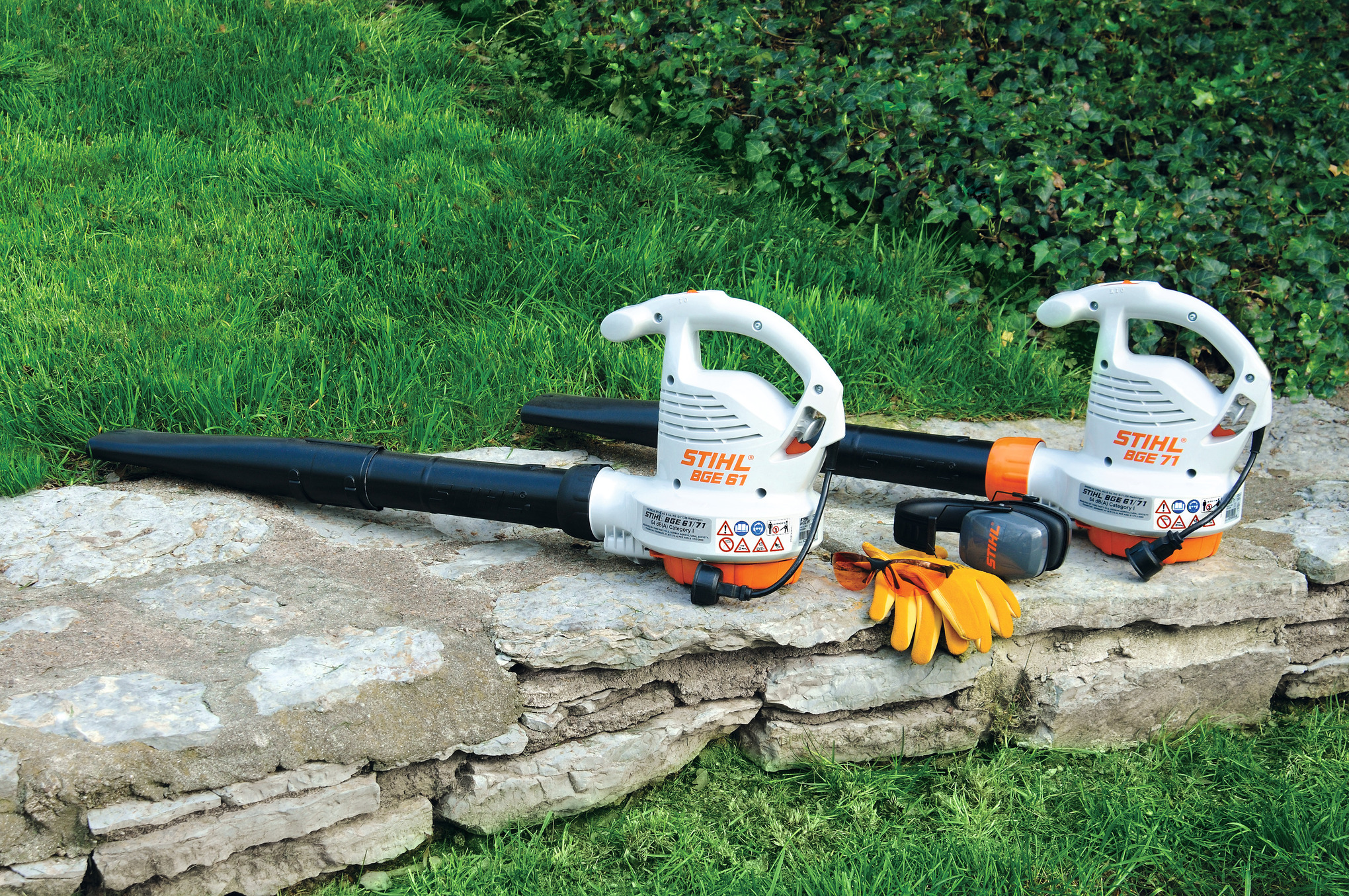 BGE 61 Electric Leaf Blower