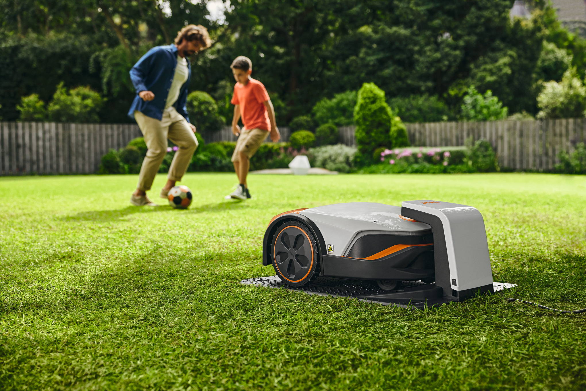 iMOW® 6 Robotic Lawnmower