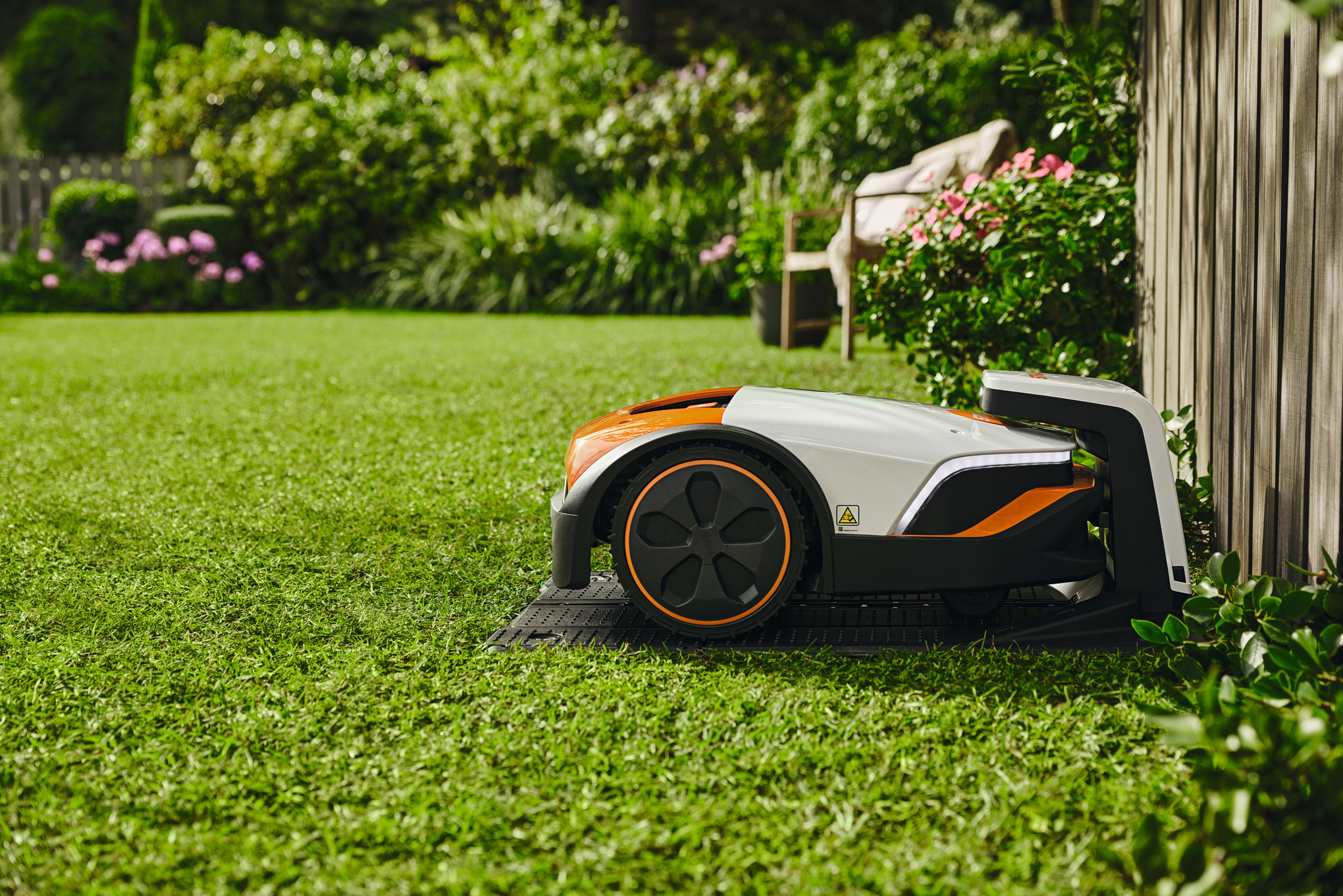 iMOW® 7 Robotic Lawnmower