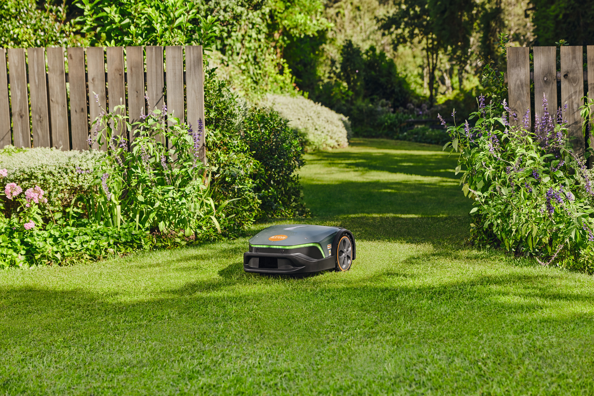 iMOW® 6 EVO Robotic Lawnmower